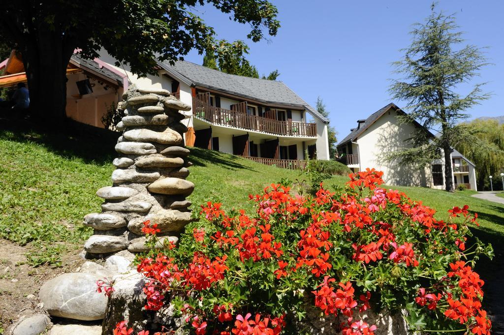 Village Club Les Hyvans Chorges Exteriör bild