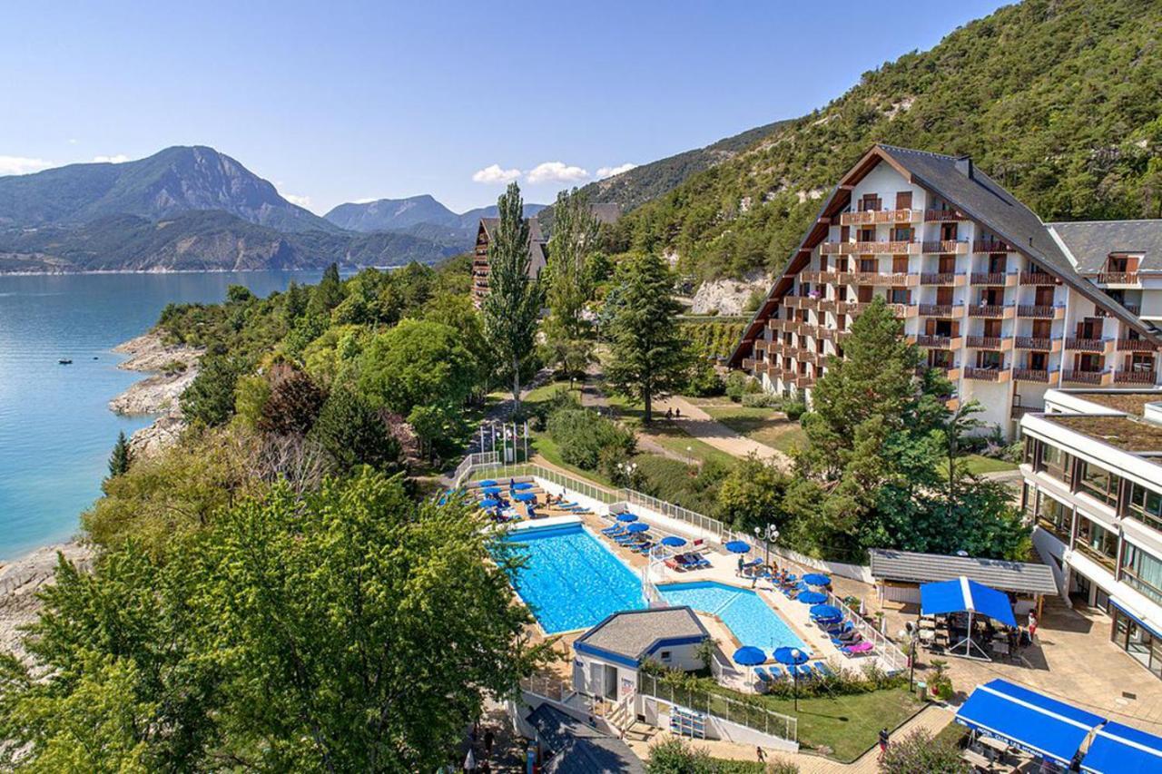 Village Club Les Hyvans Chorges Exteriör bild